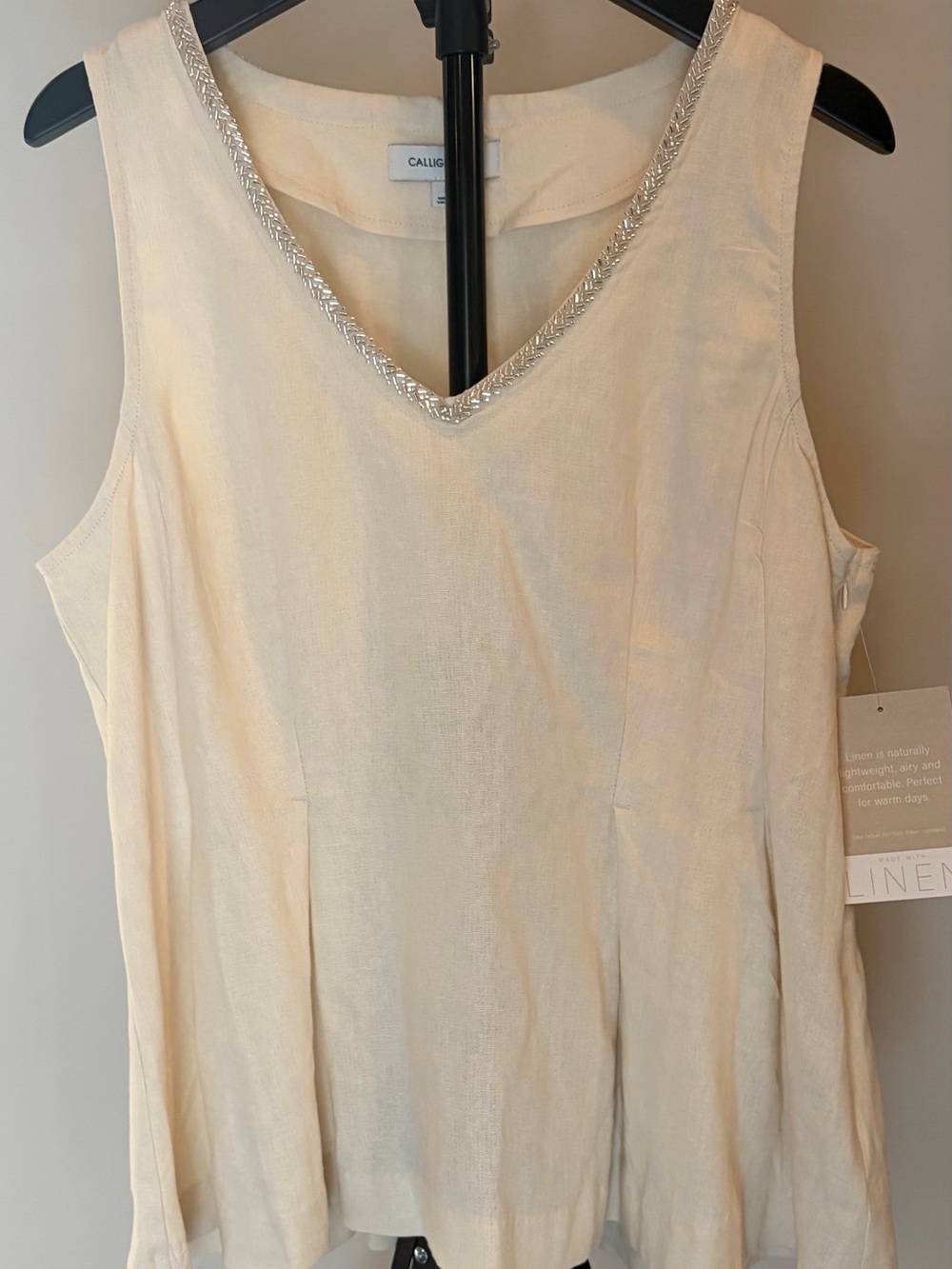 Calligraphie Ivory Linen V-neck pleated top with delicate beading sz L NWT